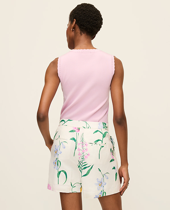 The Petite Floral Pleated Short in Linen Blend