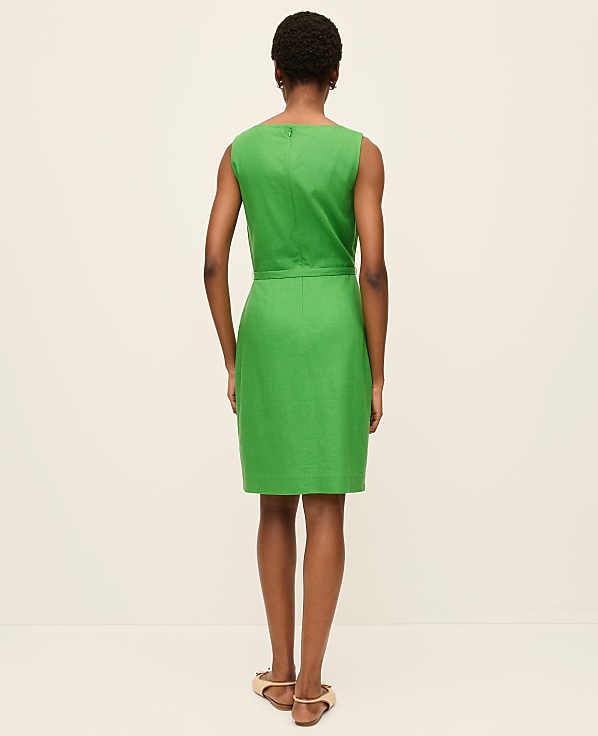 The Petite Belted Shift Dress in Linen Blend