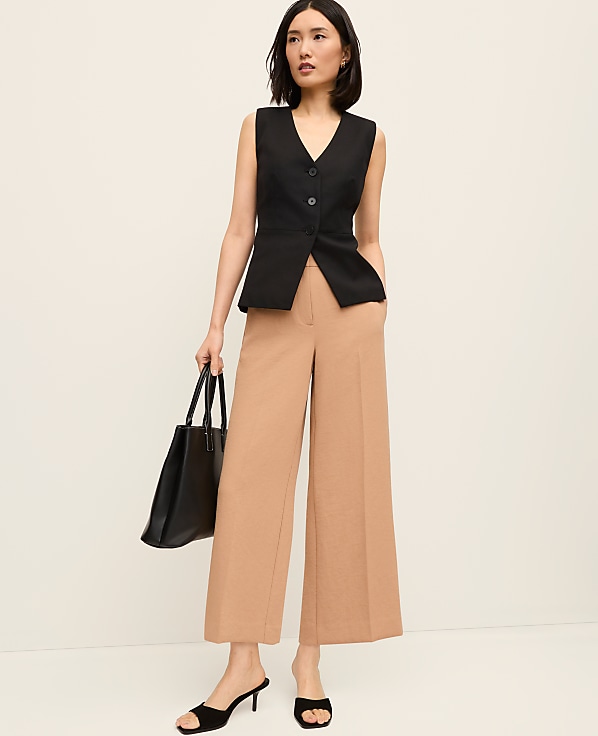 The Wide-Leg Cropped Pant