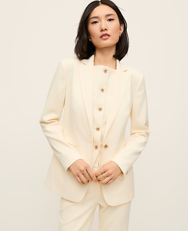 The Fitted Long Blazer