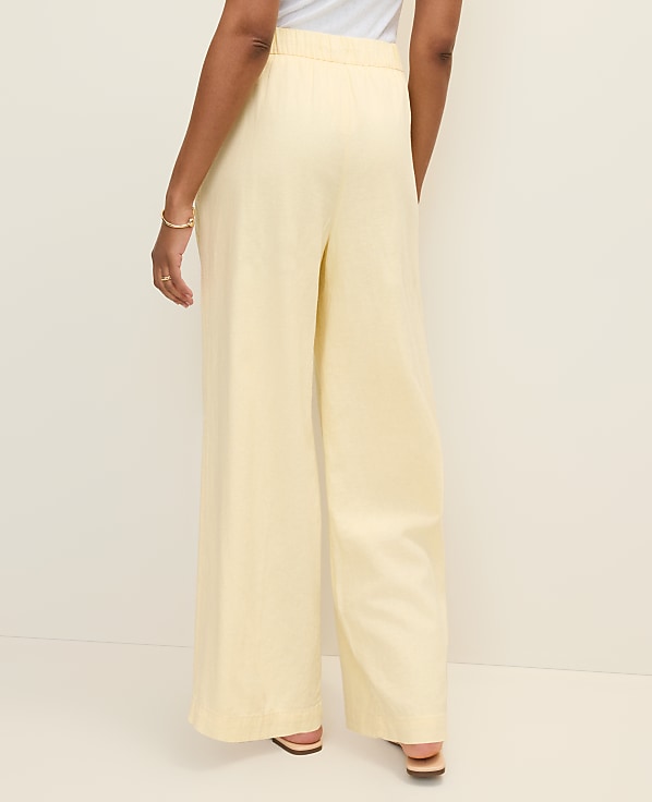 Petite Weekend Easy Fit Wide-Leg Pant in Linen Blend
