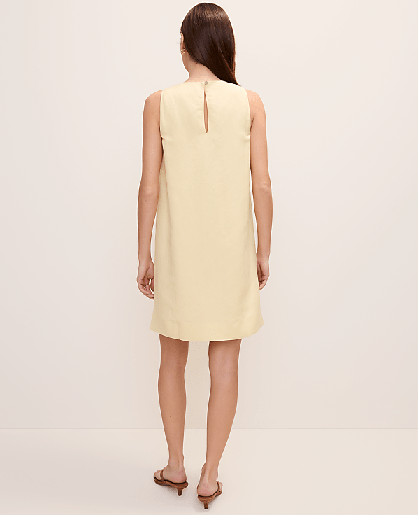 Petite Shift Dress in Linen Blend