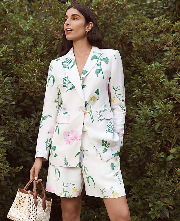 The Floral Pleated Short in Linen Blend