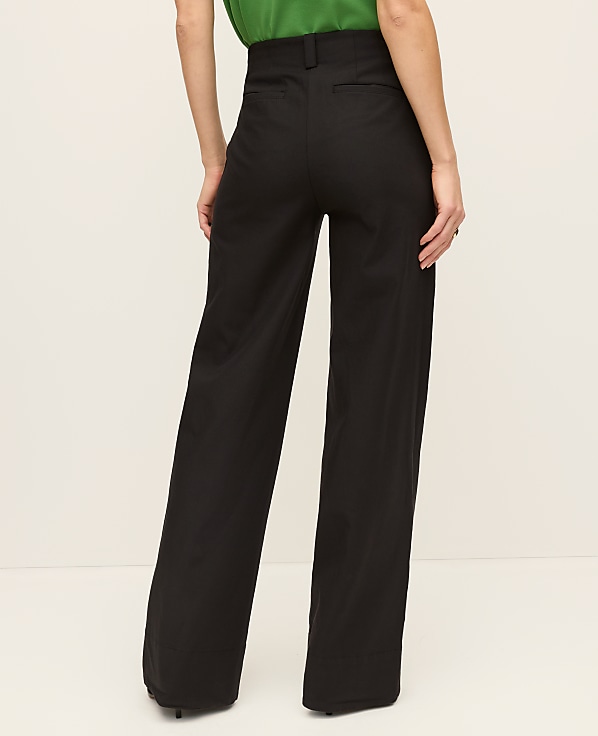 The Petite Modern Wide Leg Pant in Bi-Stretch
