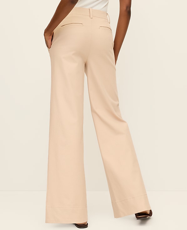 The Petite Modern Wide-Leg Pant in Bi-Stretch