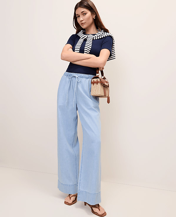 The Petite Relaxed Wide-Leg Jean