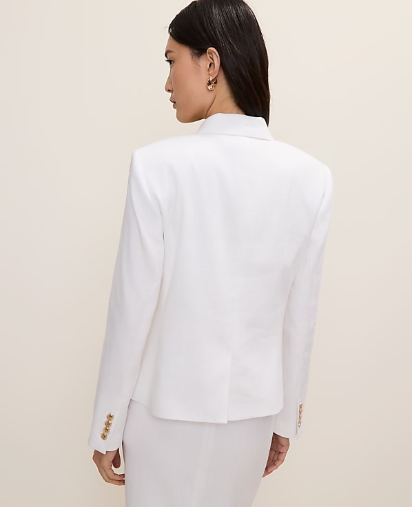 The Petite Short One Button Blazer in Linen Blend