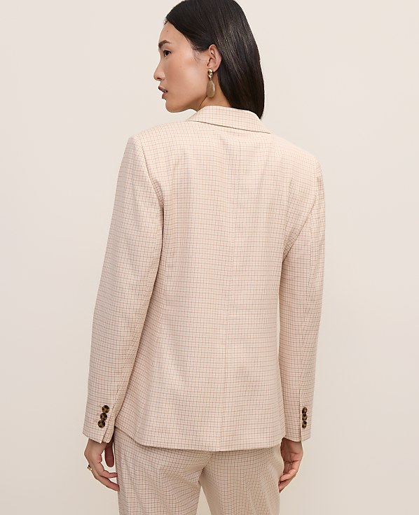 The Petite Hutton Blazer in Houndstooth