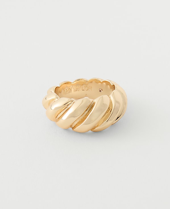 Twisted Ring