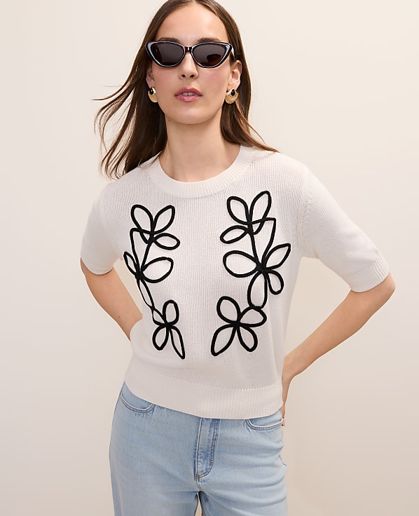 Petite Floral Appliqu&eacute; Sweater Tee