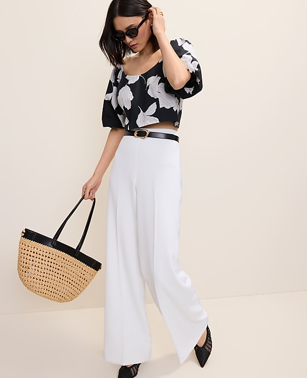 The Petite Side Zip Wide-Leg Pant in Fluid Crepe