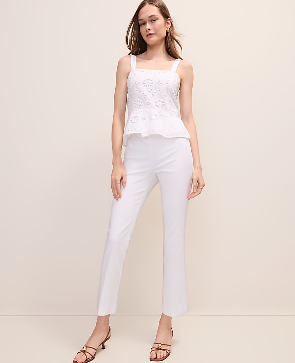 The Petite Slim Kick Capri