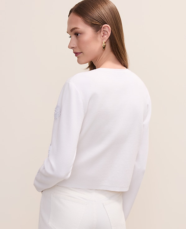 Floral Appliqu&eacute; Cardigan