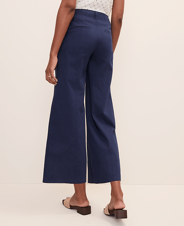 Weekend Wide-Leg Ankle Pant
