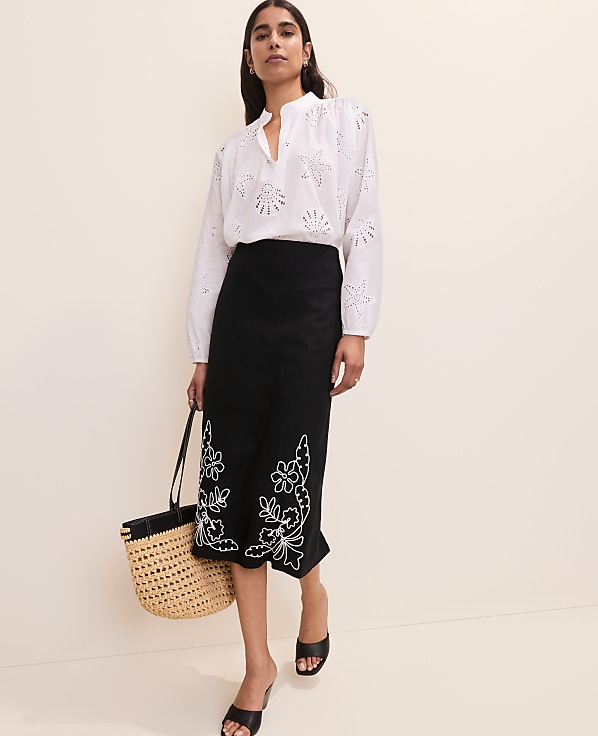 Eyelet V-Neck Popover
