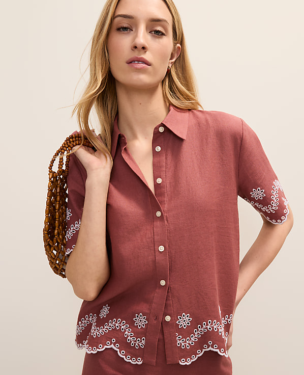 Eyelet Collared Blouse in Linen Blend