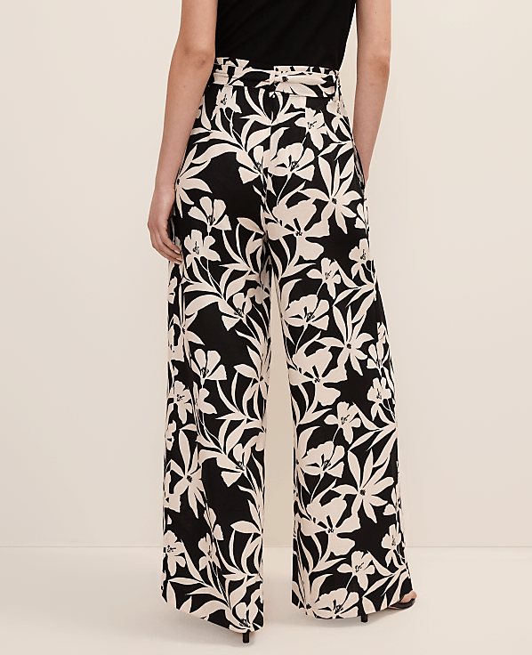 The Petite Wide-Leg Paperbag Pant in Floral Linen Blend