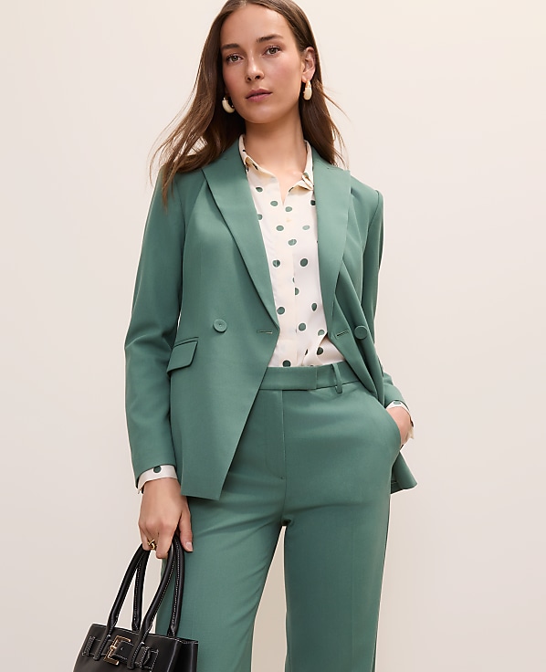 The Fitted Cutaway Blazer