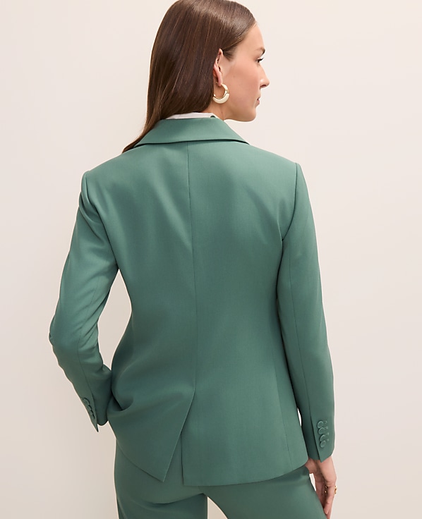 The Fitted Cutaway Blazer