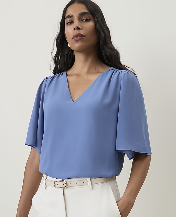 Petite Flutter Sleeve V-Neck Popover