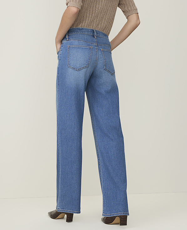 Petite Weekend Wide-Leg Jean