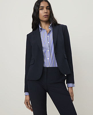 Ann Taylor The Petite Notched Single Button Blazer in Seasonless Stretch
