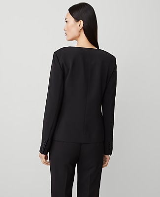 The Fitted Scoop Neck Jacket in Fluid Crepe