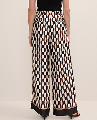 The Pleated Wide-Leg Pant in Geo Satin