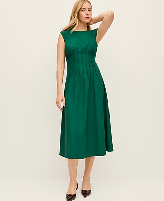 Pintuck Flare Midi Dress