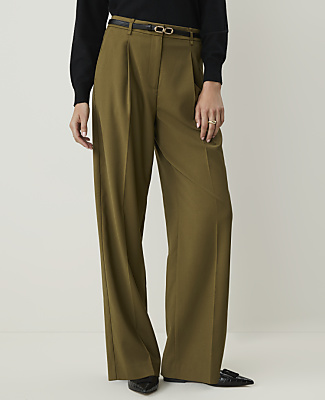 The Pleated Straight Pant