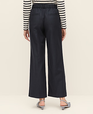 The Petite Relaxed Wide-Leg Ankle Pant