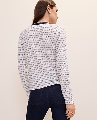 Scalloped V-Neck Cardigan