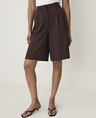 Petite Pleated Bermuda Short