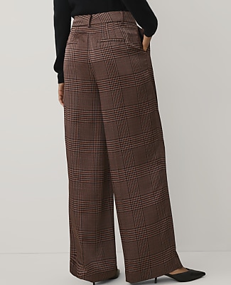 The Petite Houndstooth Pleated Wide-Leg Pant in Satin