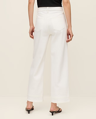 The Wide-Leg Crop Jean