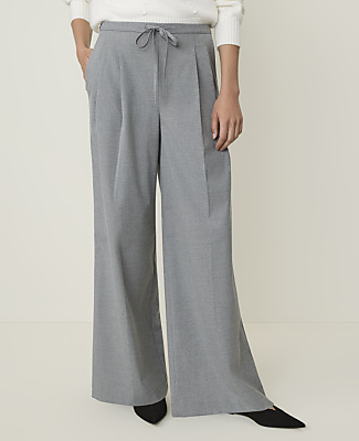 Petite Weekend Easy Fit Wide-Leg Pant