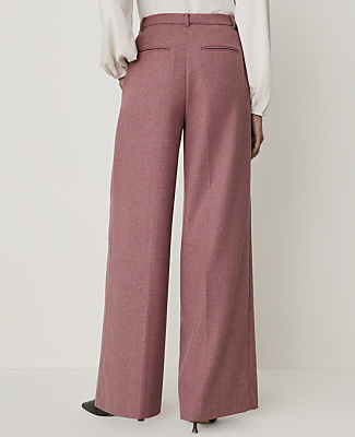 The Wide-Leg Pant