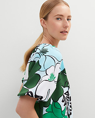 Petite Tropical Bubble Hem Blouse
