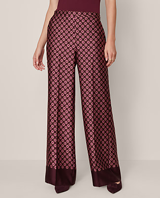 The Petite Wide-Leg Pant in Satin Geo Print