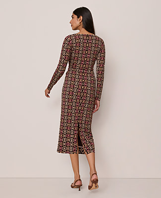 Petite Chain Link V-Neck Knit Dress
