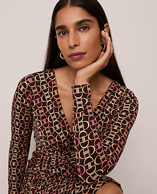 Petite Chain Link V-Neck Knit Dress