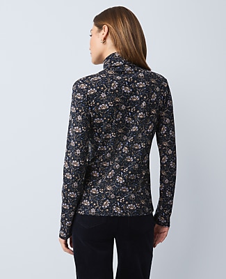 Weekend Floral Turtleneck Top