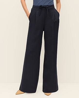 Weekend Easy Fit Wide-Leg Pant