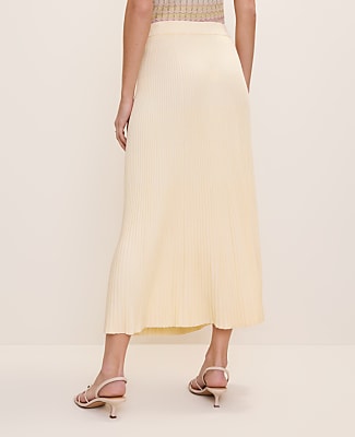 Ribbed Midi Sweater Skirt