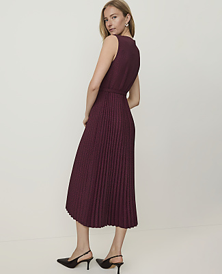 Dotted Sleeveless Pleated Midi Dress