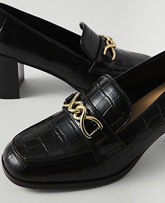 Croco Loafer Pump