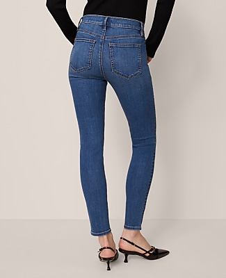 The Skinny Jean in Classic Wash