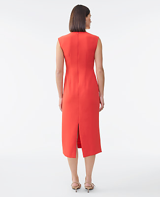 Crew Neck Twist Sheath Dress