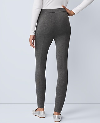 Petite Weekend Classic Easy Fit Legging