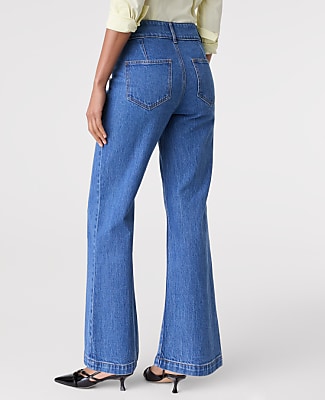 The Petite Wide-Leg Jean